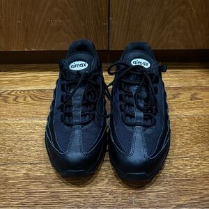 AIR MAX 95 SIZE 6.5Y BLACK
